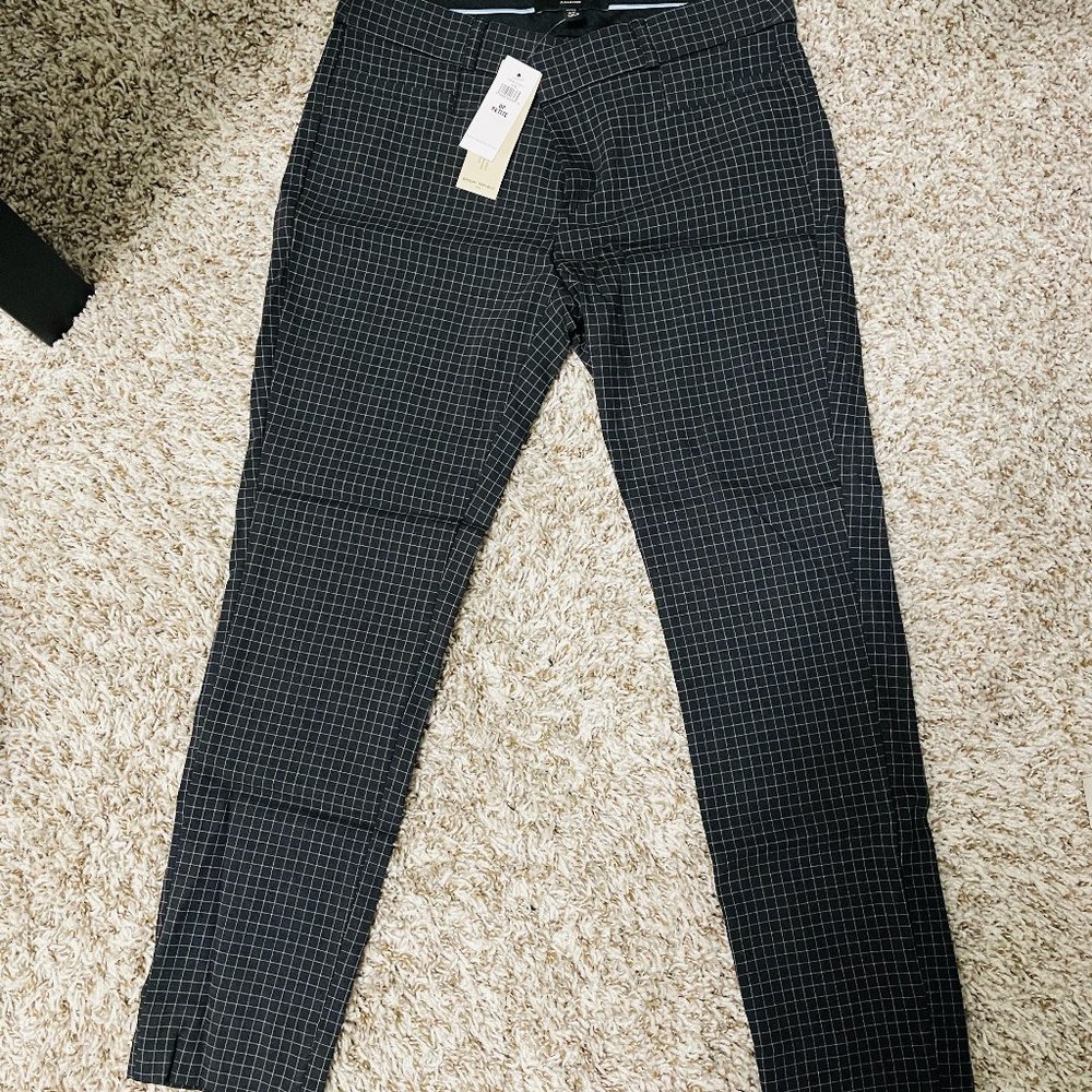 Banana Republic Sloan Crop Petite Black & Gray Brand New